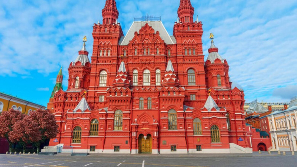 Quảng trường Đỏ Moscow có gì đặc biệt? Lý do tour Nga nào cũng ghé