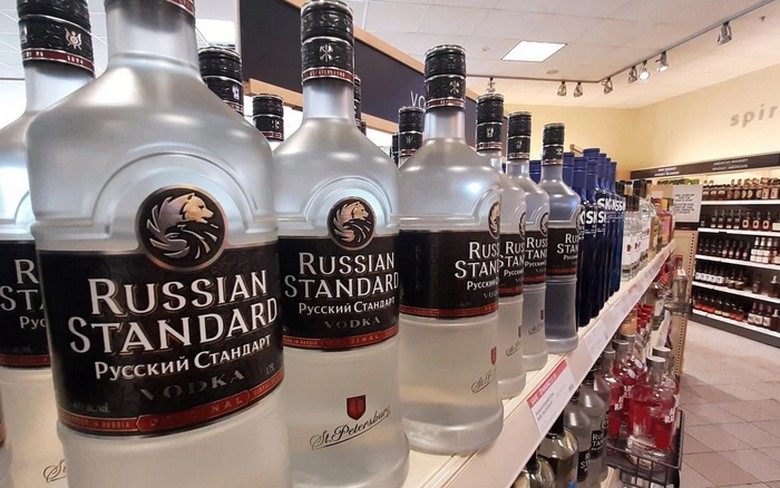Văn hóa uống vodka Nga: Cách thưởng thức và món ăn kèm